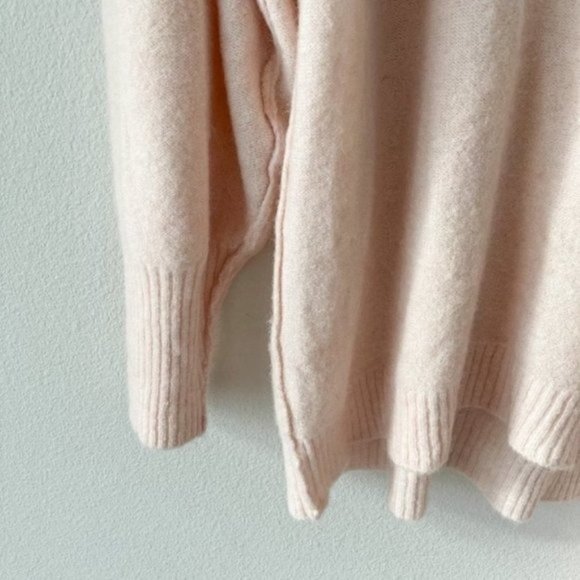 Free people like new lace up light pink sweater - Picture 9 of 12